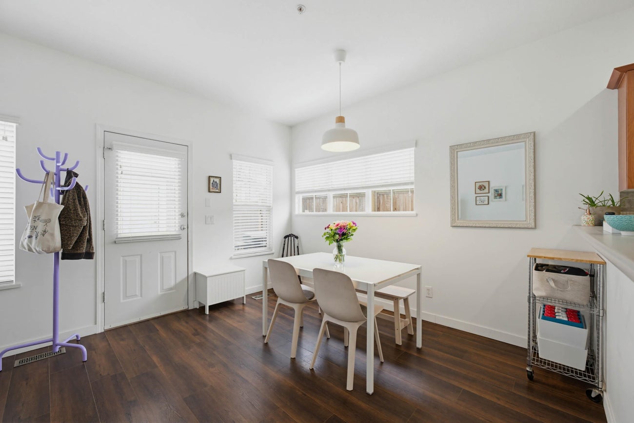 220 - 3000 Riverbend Drive - Coquitlam East Single Family Residence for Sale, 3 Bedrooms (R3137224)# - 19 220 - 3000 Riverbend Drive - Coquitlam East Single Family Residence for Sale, 3 Bedrooms (R3137224)# - 19