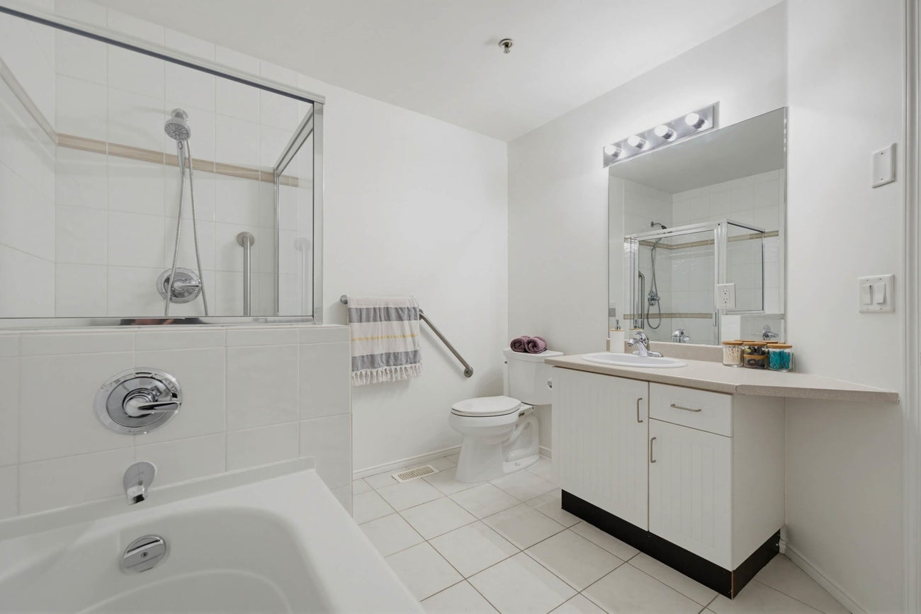 220 - 3000 Riverbend Drive - Coquitlam East Single Family Residence for Sale, 3 Bedrooms (R3137224)# - 30 220 - 3000 Riverbend Drive - Coquitlam East Single Family Residence for Sale, 3 Bedrooms (R3137224)# - 30