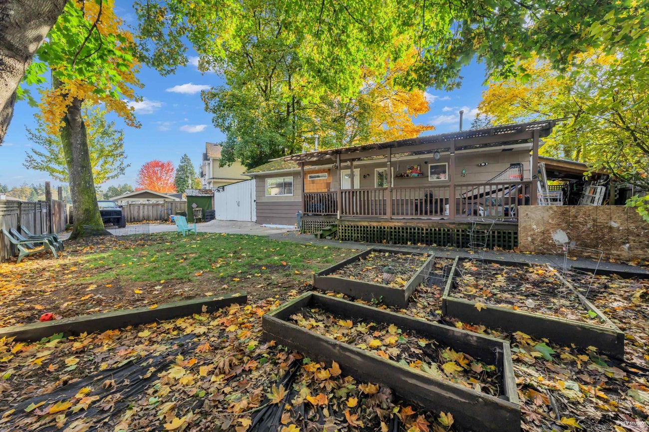 735 Lea Avenue - Coquitlam West Single Family Residence for Sale, 3 Bedrooms (R3137499)# - 23