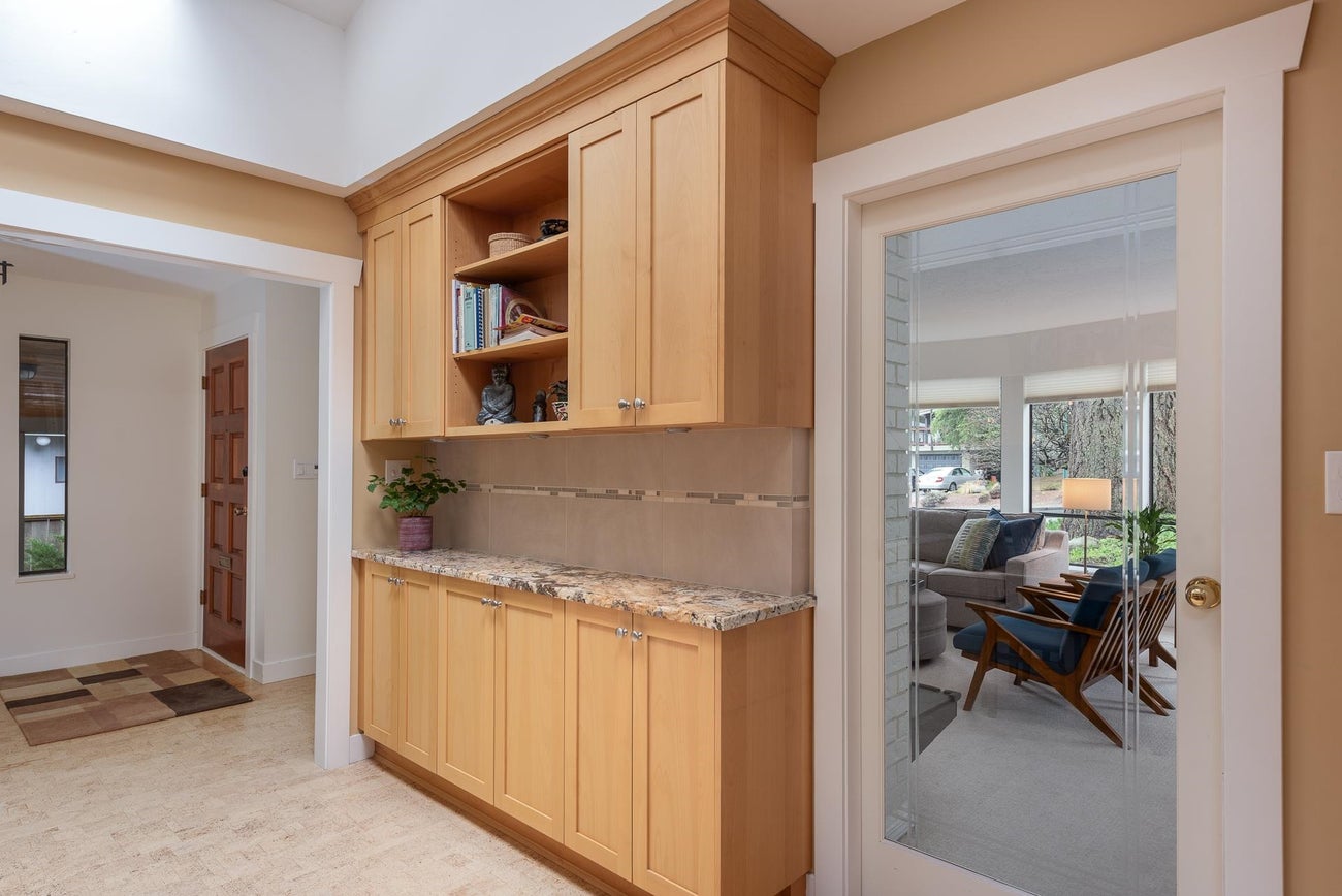2376 King Albert Avenue - Central Coquitlam Single Family Residence for Sale, 3 Bedrooms (R3138091)# - 10