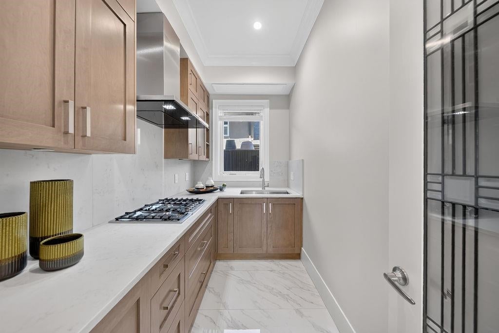 6669 Georgia Street - Sperling-Duthie Single Family Residence for Sale, 5 Bedrooms (R3138602)# - 10