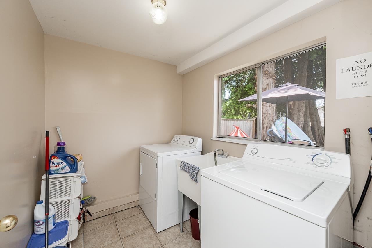 716 Colinet Street - Central Coquitlam Single Family Residence for Sale, 5 Bedrooms (R3138664)# - 30