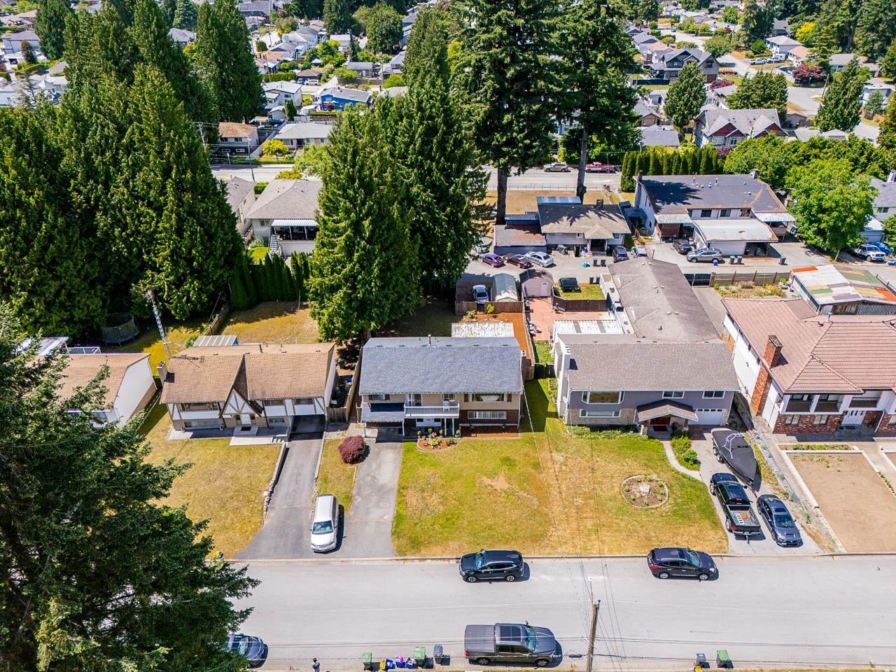 716 Colinet Street - Central Coquitlam Single Family Residence for Sale, 5 Bedrooms (R3138664)# - 3