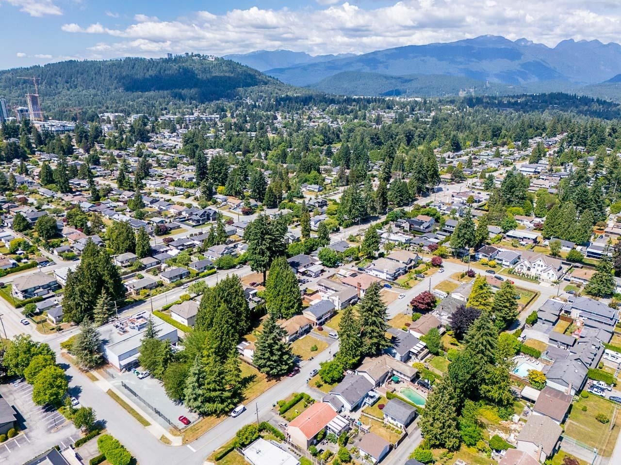 716 Colinet Street - Central Coquitlam Single Family Residence for Sale, 5 Bedrooms (R3138664)# - 40