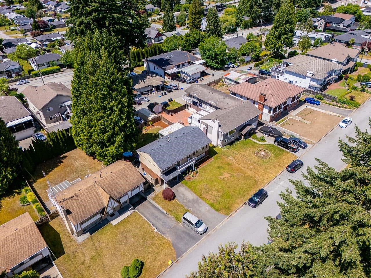 716 Colinet Street - Central Coquitlam Single Family Residence for Sale, 5 Bedrooms (R3138664)# - 4