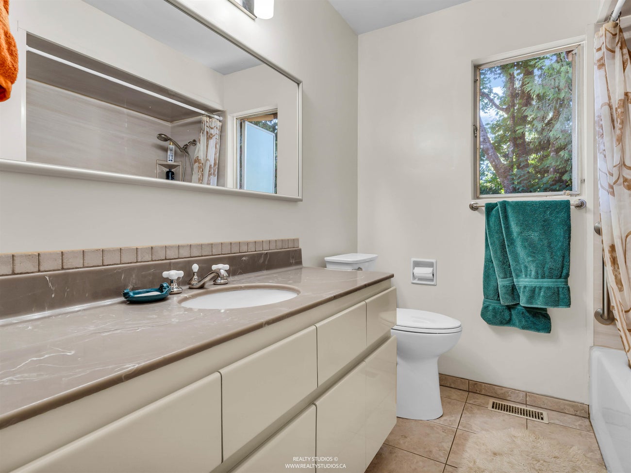 423 Winona Street - Central Coquitlam Single Family Residence for Sale, 4 Bedrooms (R3138692)# - 20
