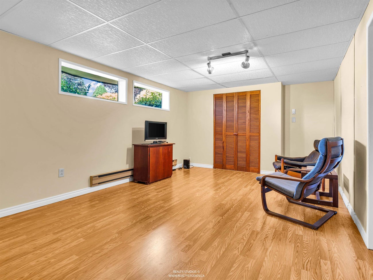423 Winona Street - Central Coquitlam Single Family Residence for Sale, 4 Bedrooms (R3138692)# - 27