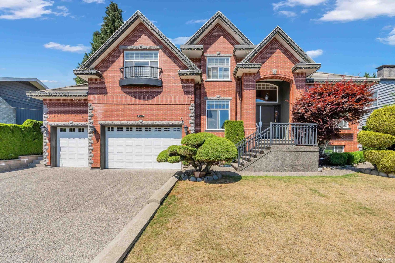 717 Shaw Avenue - Coquitlam West Single Family Residence for Sale, 8 Bedrooms (R3138754)# - 1
