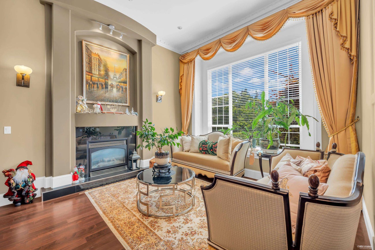 717 Shaw Avenue - Coquitlam West Single Family Residence for Sale, 8 Bedrooms (R3138754)# - 5
