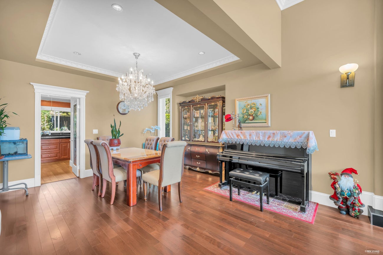 717 Shaw Avenue - Coquitlam West Single Family Residence for Sale, 8 Bedrooms (R3138754)# - 6