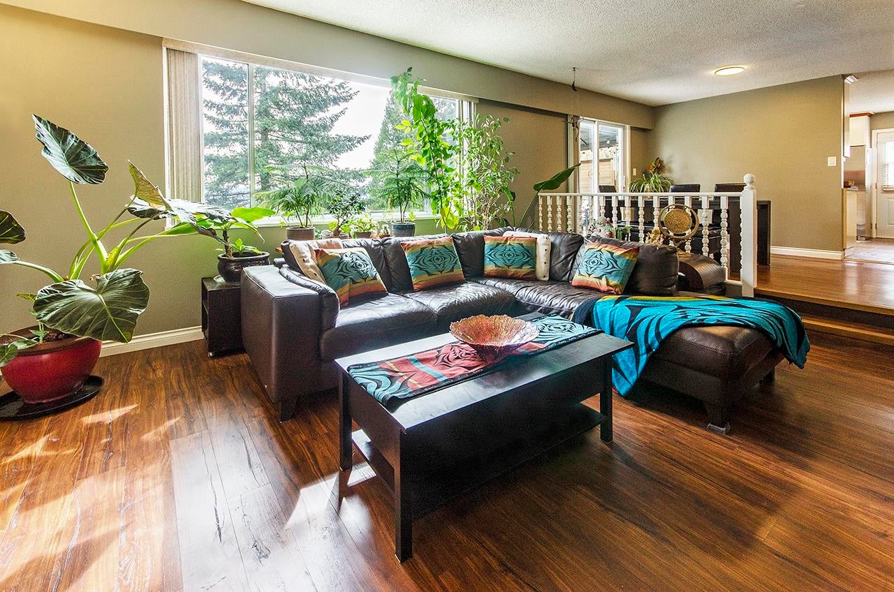 343 Dartmoor Drive - Coquitlam East Single Family Residence for Sale, 4 Bedrooms (R3138881)# - 3