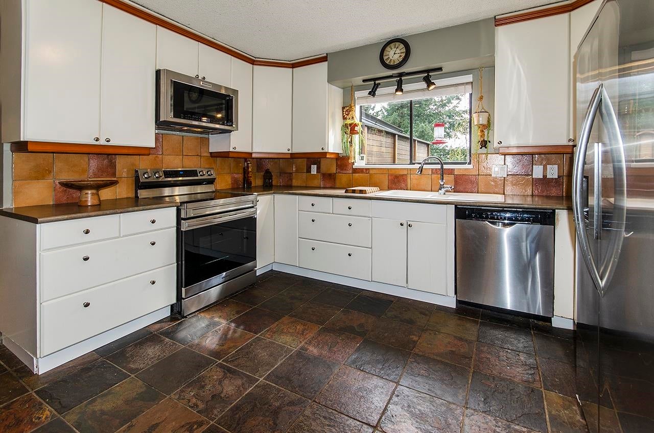 343 Dartmoor Drive - Coquitlam East Single Family Residence for Sale, 4 Bedrooms (R3138881)# - 5