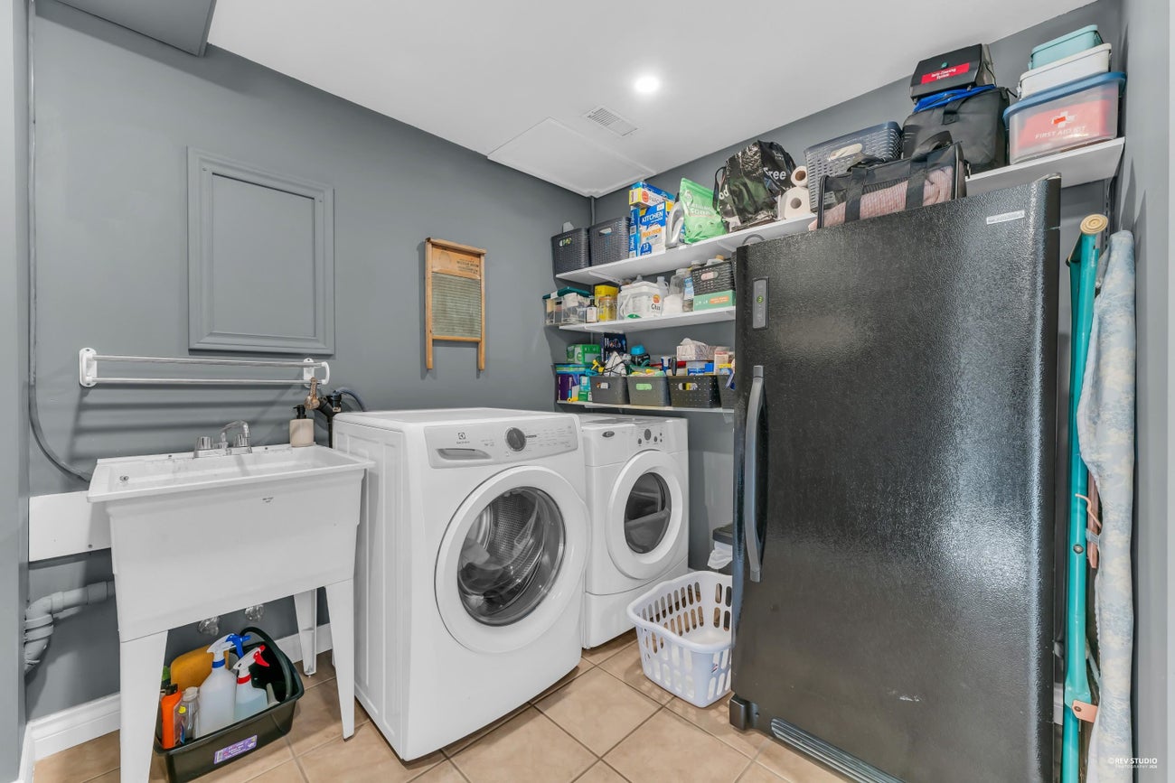 794 Adiron Avenue - Coquitlam West Single Family Residence for Sale, 5 Bedrooms (R3138883)# - 21