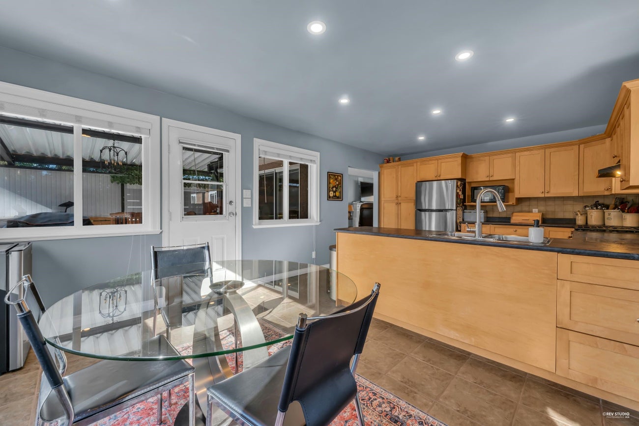 794 Adiron Avenue - Coquitlam West Single Family Residence for Sale, 5 Bedrooms (R3138883)# - 2