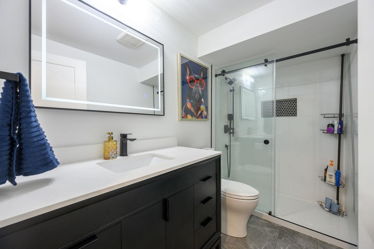 1047 Winslow Avenue - Central Coquitlam Single Family Residence for Sale, 6 Bedrooms (R3139309)# - 28