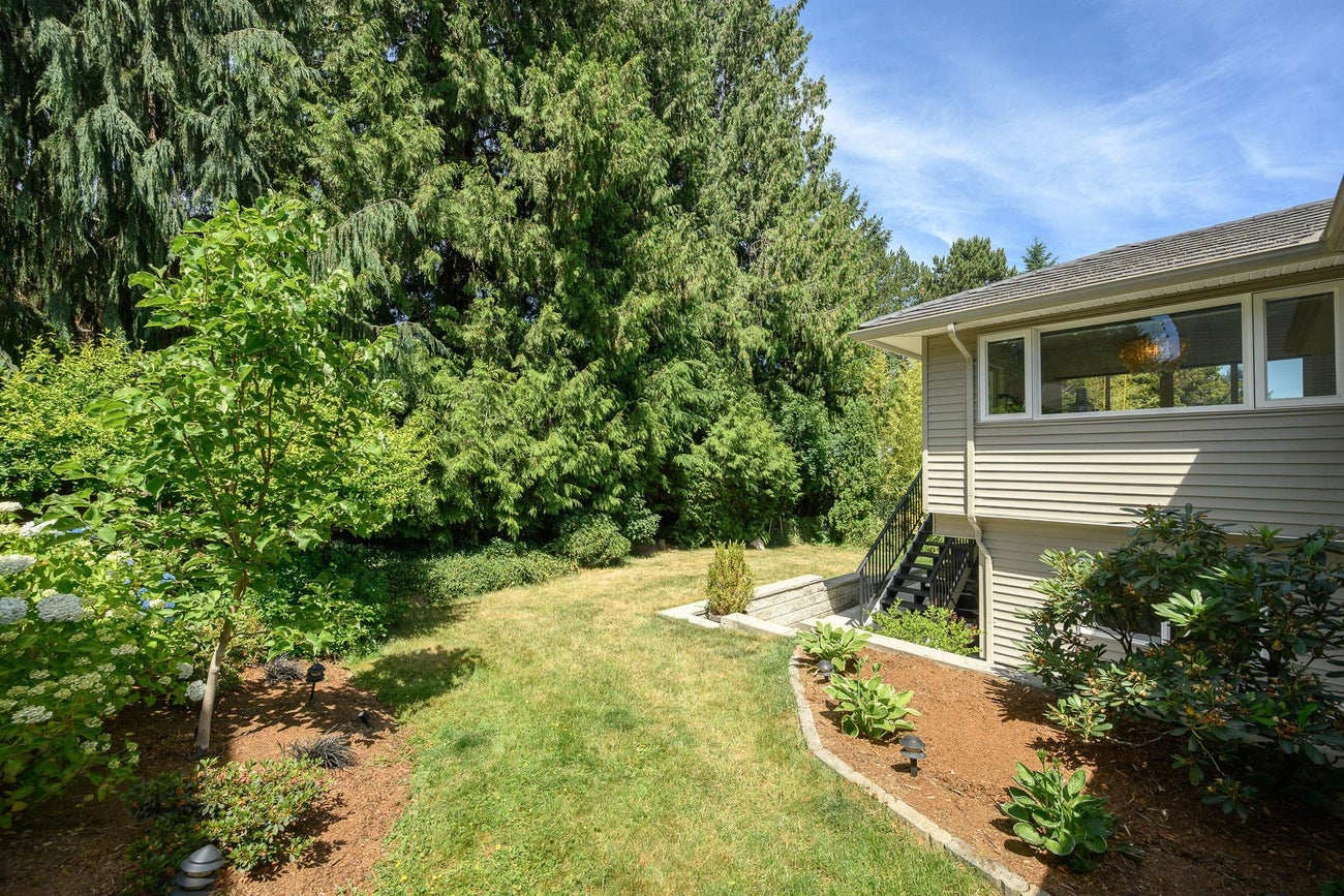 1047 Winslow Avenue - Central Coquitlam Single Family Residence for Sale, 6 Bedrooms (R3139309)# - 36