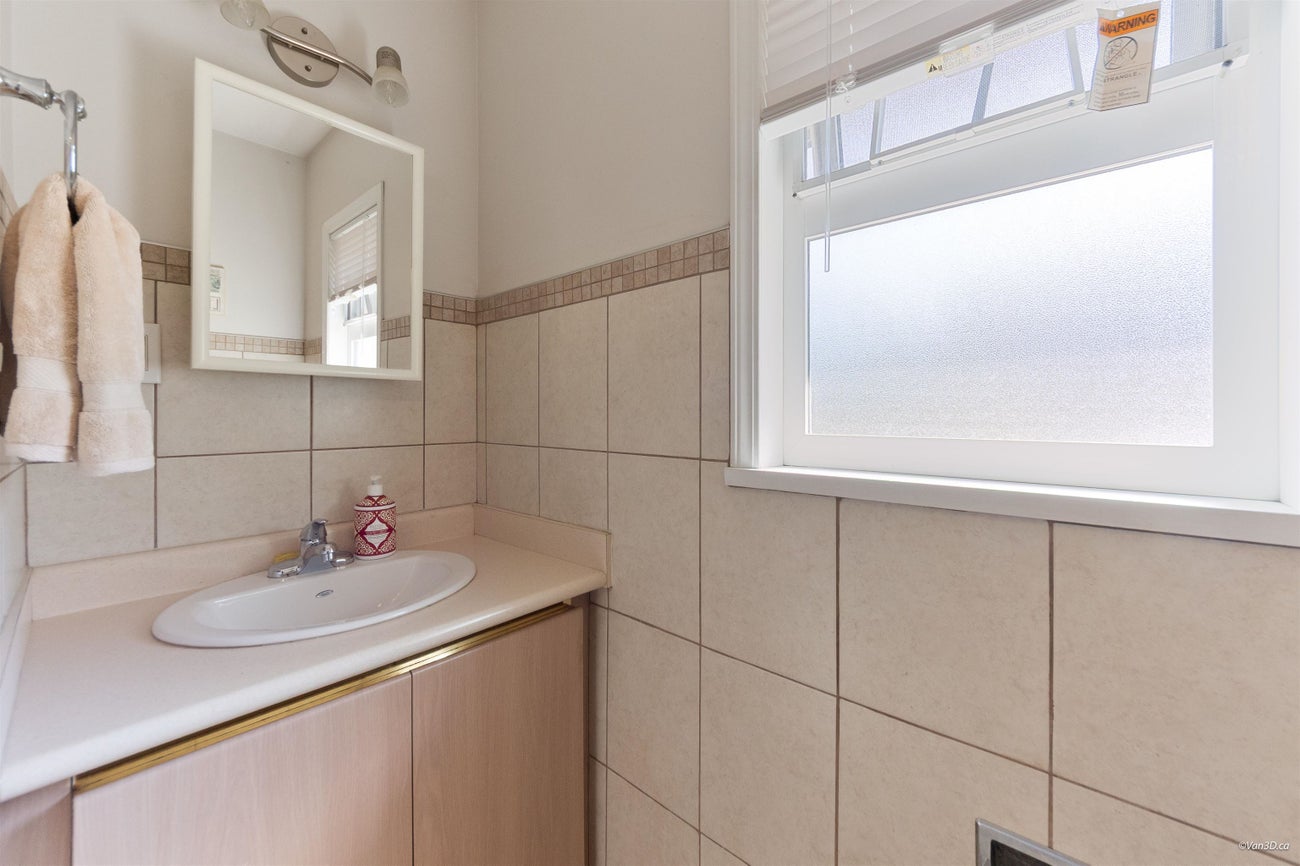 539 Schoolhouse Street - Central Coquitlam Single Family Residence for Sale, 6 Bedrooms (R3139752)# - 13
