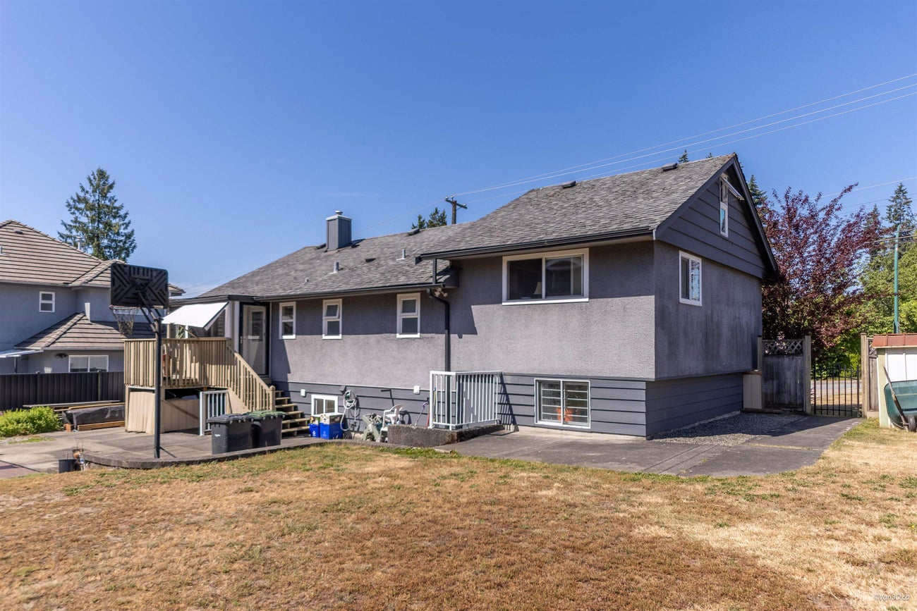 539 Schoolhouse Street - Central Coquitlam Single Family Residence for Sale, 6 Bedrooms (R3139752)# - 28