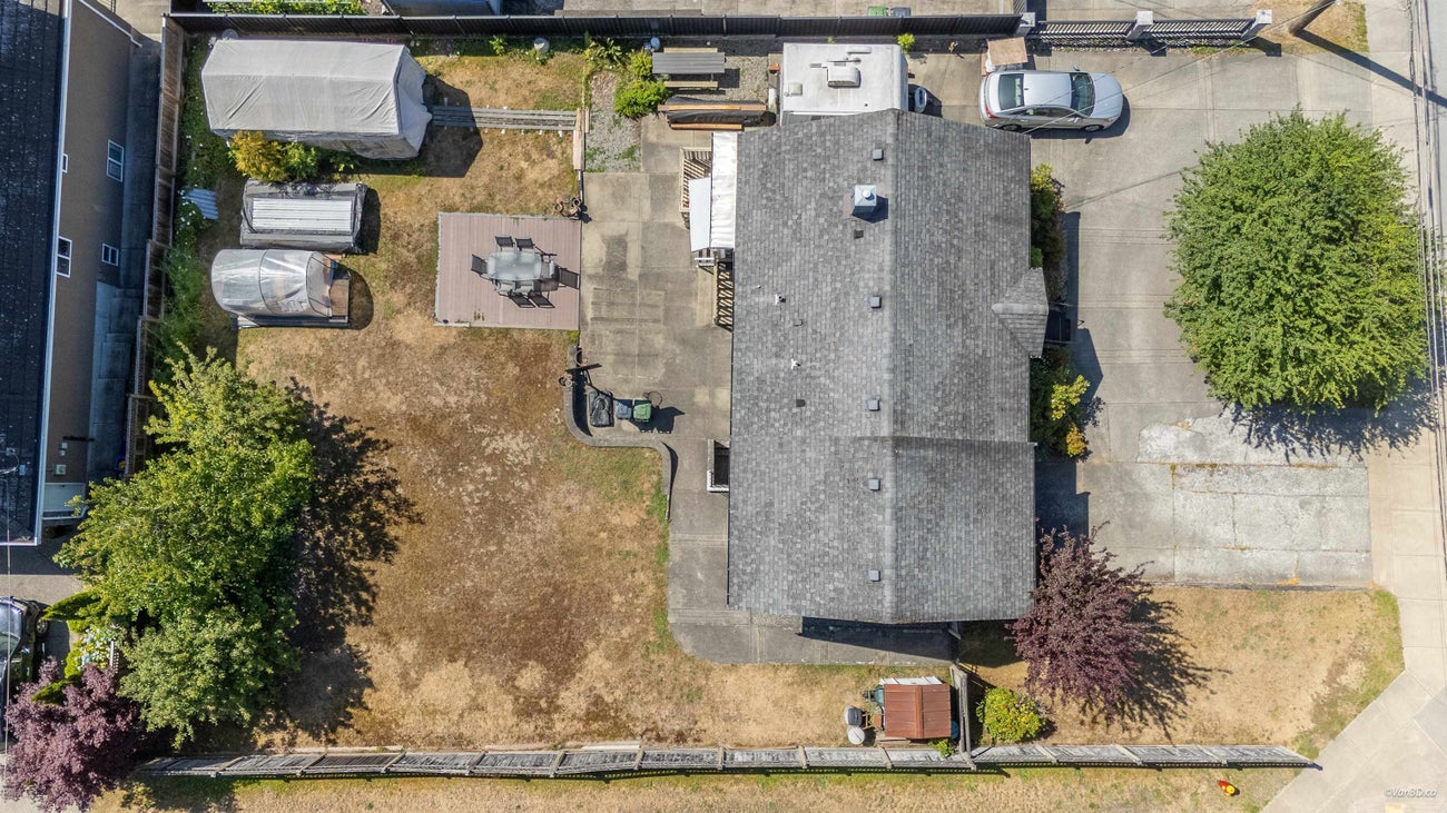 539 Schoolhouse Street - Central Coquitlam Single Family Residence for Sale, 6 Bedrooms (R3139752)# - 29