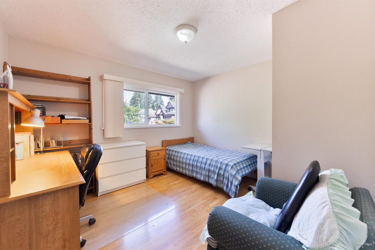 539 Schoolhouse Street - Central Coquitlam Single Family Residence for Sale, 6 Bedrooms (R3139752)# - 9