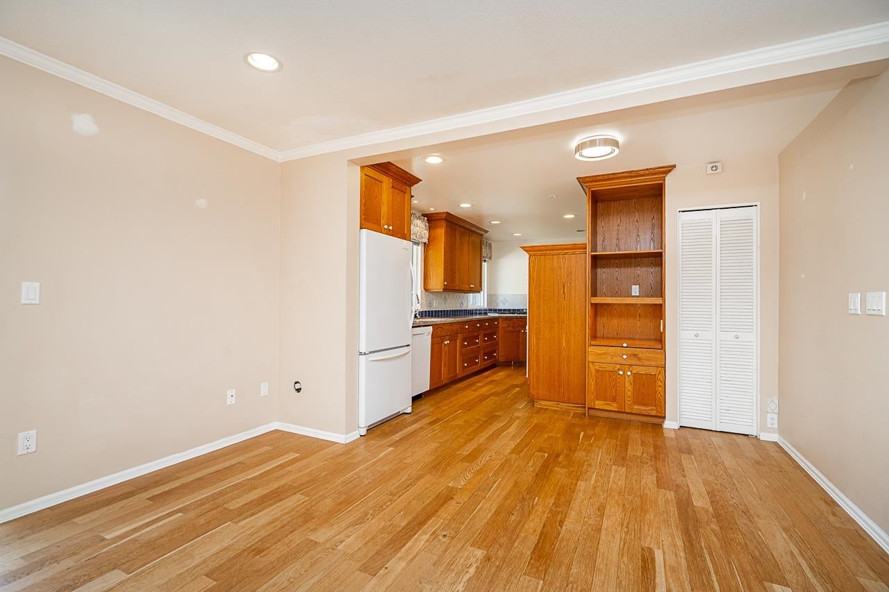 1707 Haversley Avenue - Central Coquitlam Single Family Residence for Sale, 3 Bedrooms (R3139959)# - 14