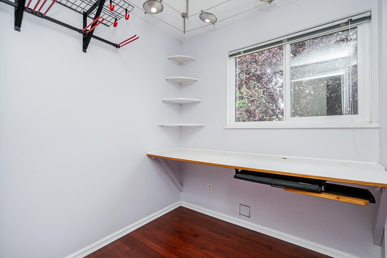 1707 Haversley Avenue - Central Coquitlam Single Family Residence for Sale, 3 Bedrooms (R3139959)# - 27