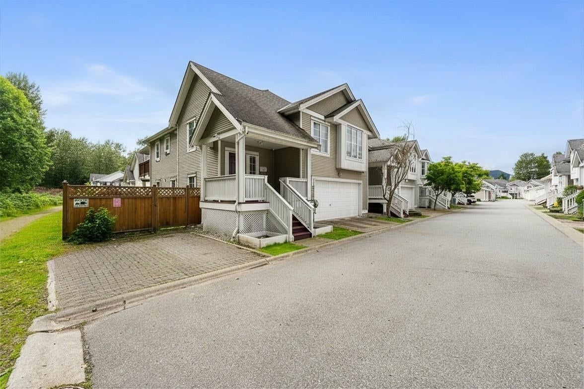 328 - 3000 Riverbend Drive - Coquitlam East Single Family Residence for Sale, 5 Bedrooms (R3140012)# - 4