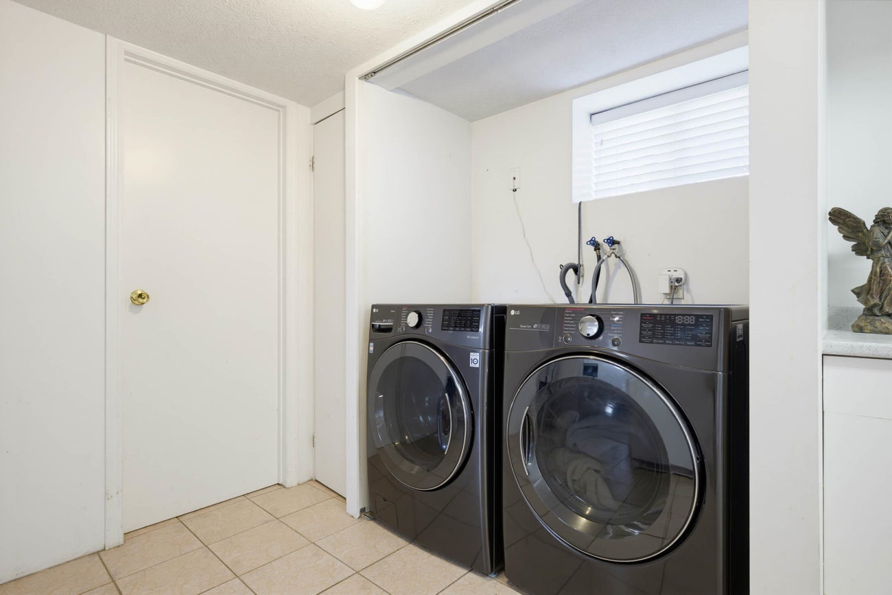 273 Burns Street - Coquitlam West Single Family Residence for Sale, 3 Bedrooms (R3140236)# - 18