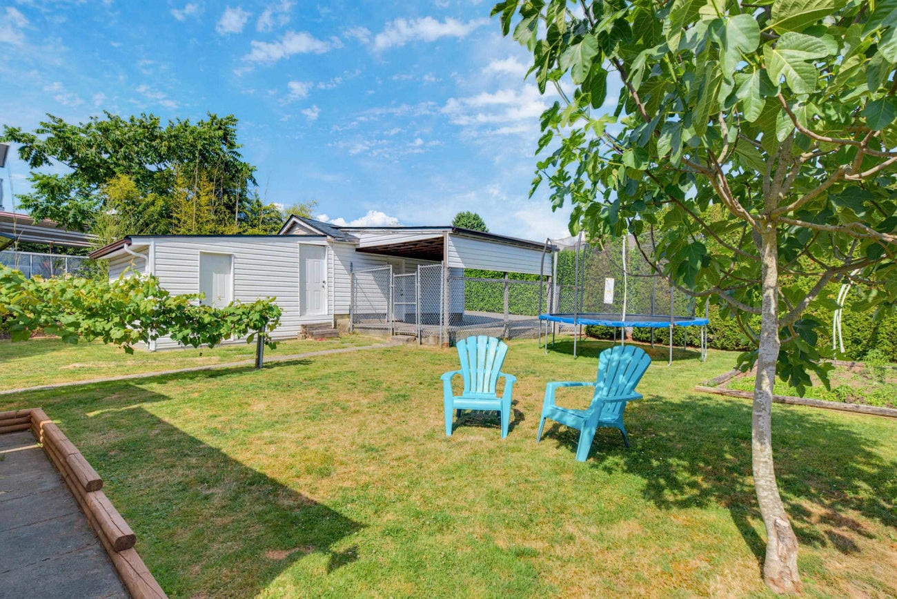 273 Burns Street - Coquitlam West Single Family Residence for Sale, 3 Bedrooms (R3140236)# - 25