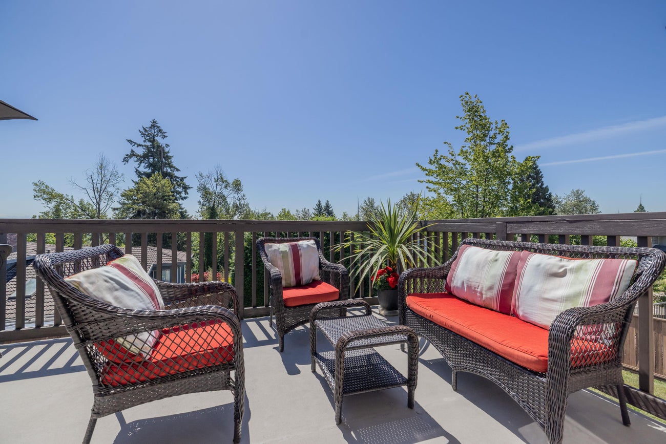 455 Alouette Drive - Coquitlam East Single Family Residence for Sale, 6 Bedrooms (R3140538)# - 31