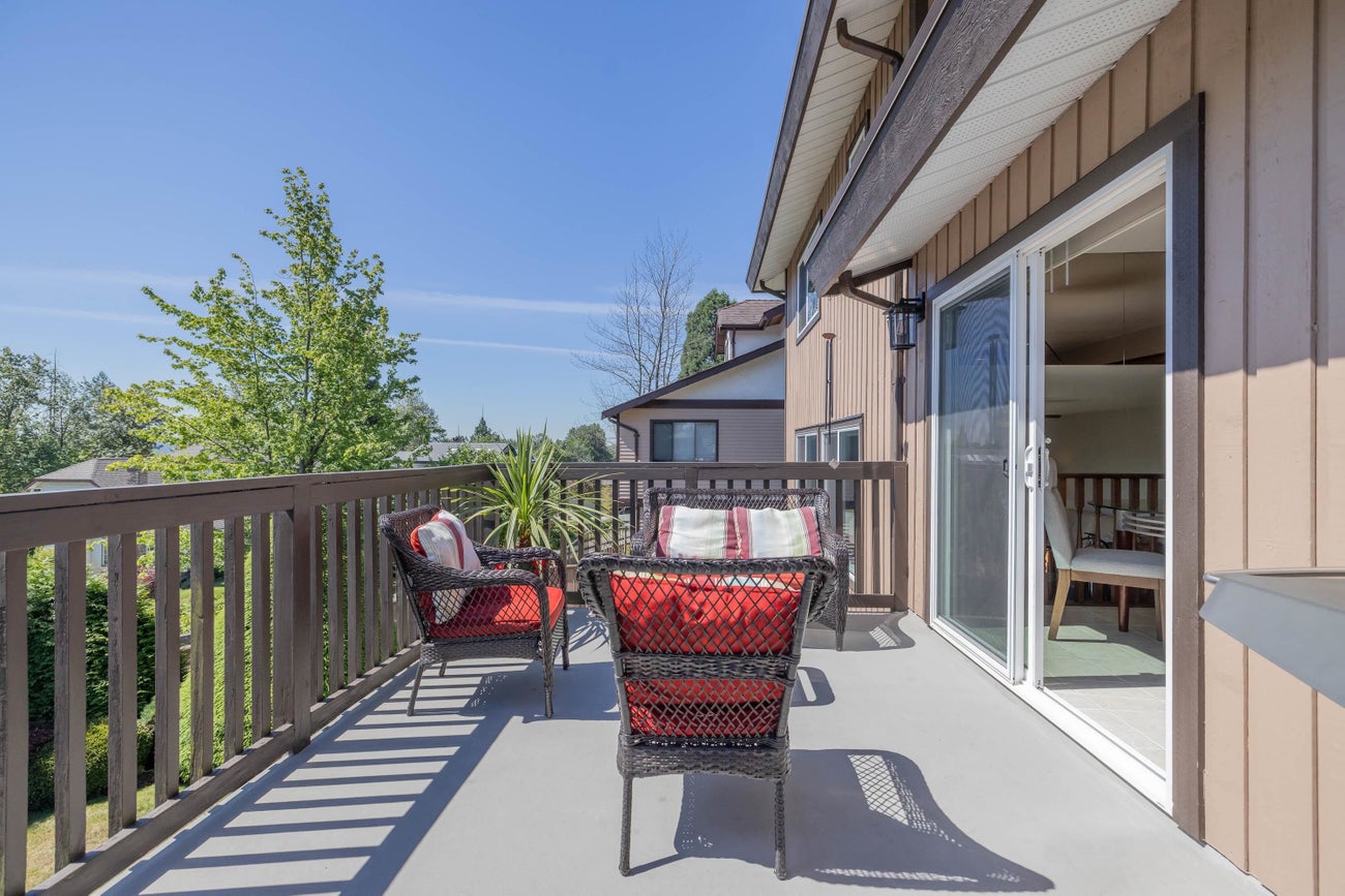 455 Alouette Drive - Coquitlam East Single Family Residence for Sale, 6 Bedrooms (R3140538)# - 32
