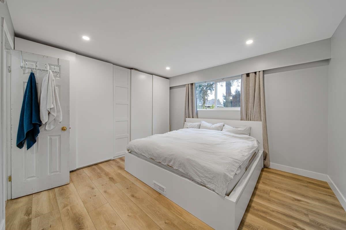 2280 King Albert Avenue - Central Coquitlam Single Family Residence for Sale, 4 Bedrooms (R3140569)# - 10