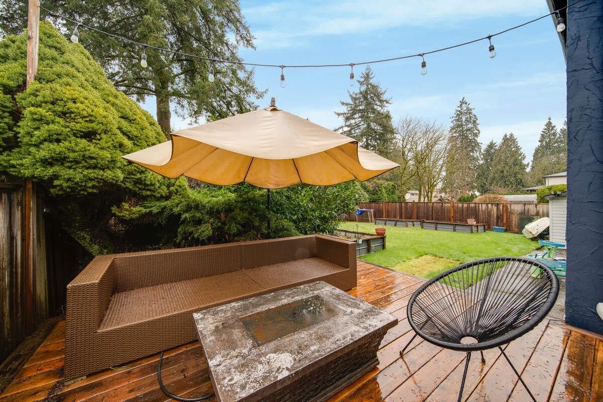 2280 King Albert Avenue - Central Coquitlam Single Family Residence for Sale, 4 Bedrooms (R3140569)# - 23