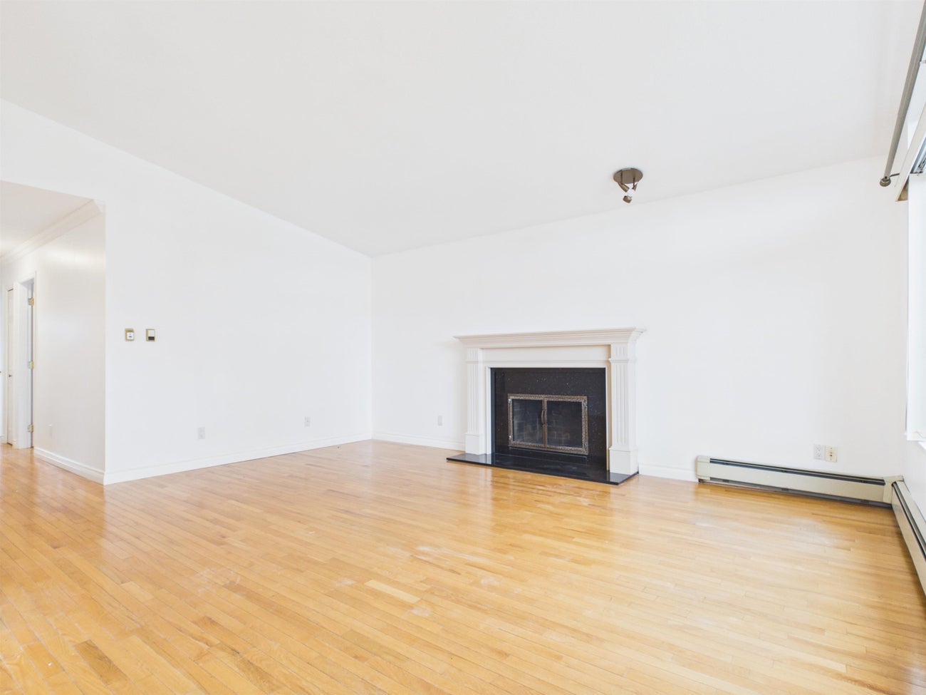 951 Everett Crescent - Sperling-Duthie Single Family Residence for Sale, 5 Bedrooms (R3142267)# - 14 951 Everett Crescent - Sperling-Duthie Single Family Residence for Sale, 5 Bedrooms (R3142267)# - 14