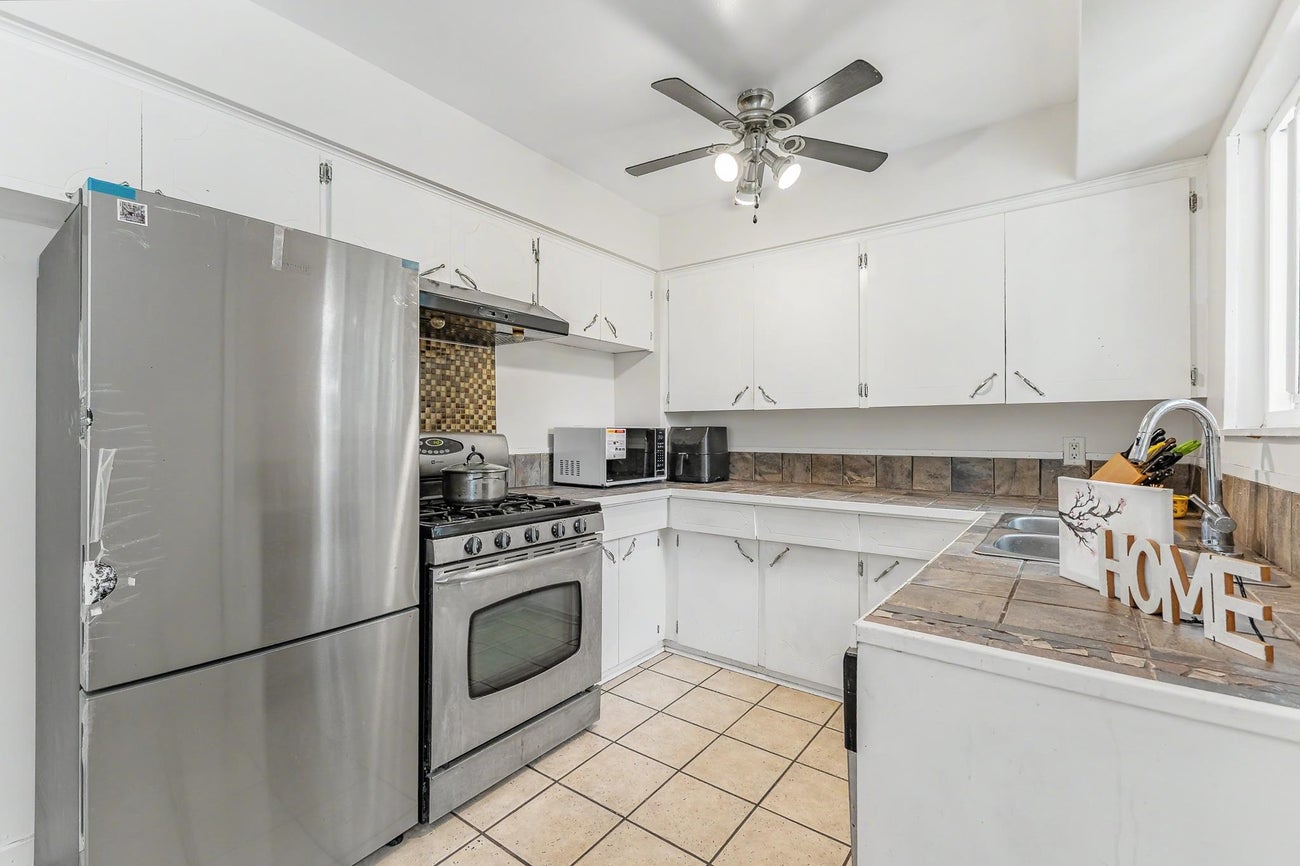 1684 Cornell Avenue - Central Coquitlam Single Family Residence for Sale, 4 Bedrooms (R3142962)# - 16 1684 Cornell Avenue - Central Coquitlam Single Family Residence for Sale, 4 Bedrooms (R3142962)# - 16