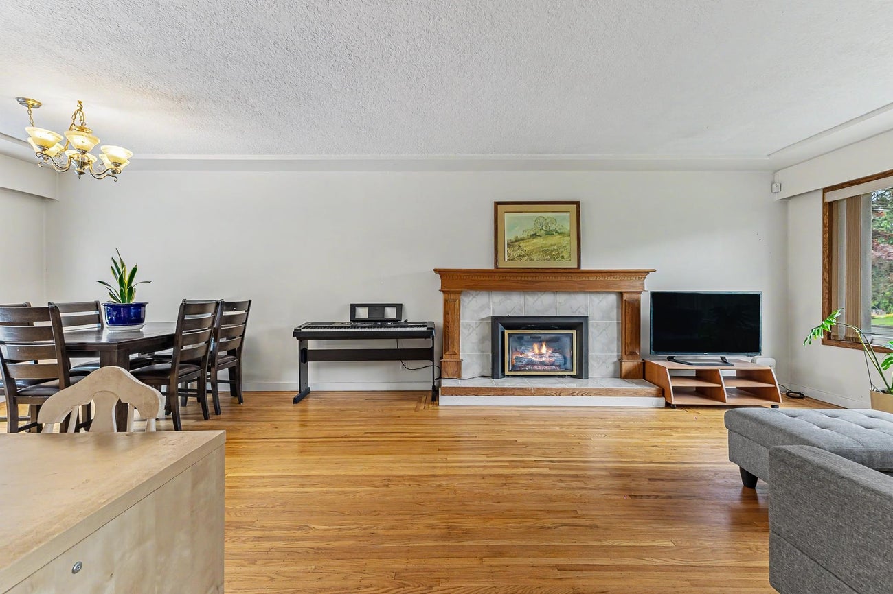 1684 Cornell Avenue - Central Coquitlam Single Family Residence for Sale, 4 Bedrooms (R3142962)# - 5 1684 Cornell Avenue - Central Coquitlam Single Family Residence for Sale, 4 Bedrooms (R3142962)# - 5