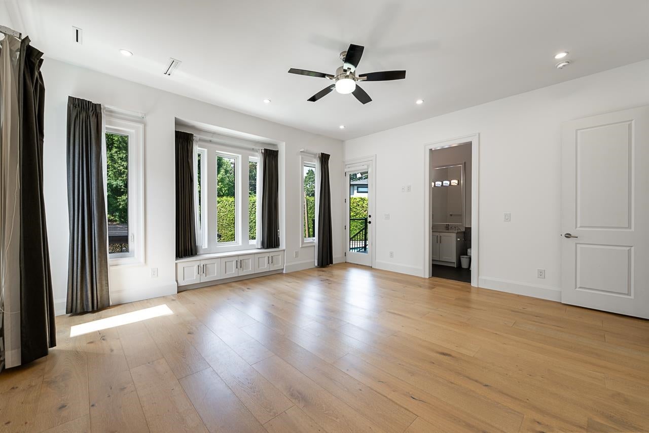 7652 Kerrywood Crescent - Government Road Single Family Residence for Sale, 7 Bedrooms (R3143168)# - 21