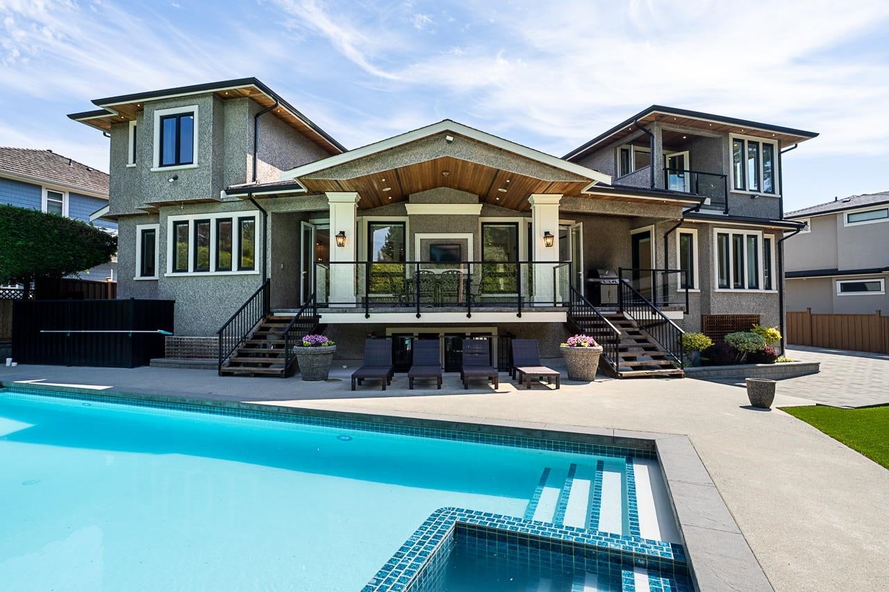 7652 Kerrywood Crescent - Government Road Single Family Residence for Sale, 7 Bedrooms (R3143168)# - 36
