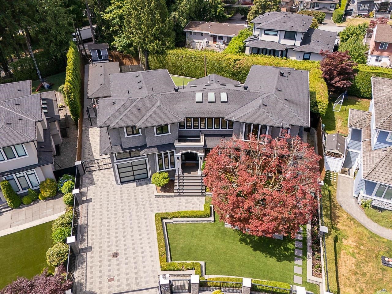7652 Kerrywood Crescent - Government Road Single Family Residence for Sale, 7 Bedrooms (R3143168)# - 3
