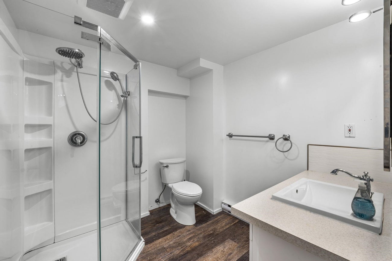 1660 Charland Avenue - Central Coquitlam Single Family Residence for Sale, 4 Bedrooms (R3143311)# - 28
