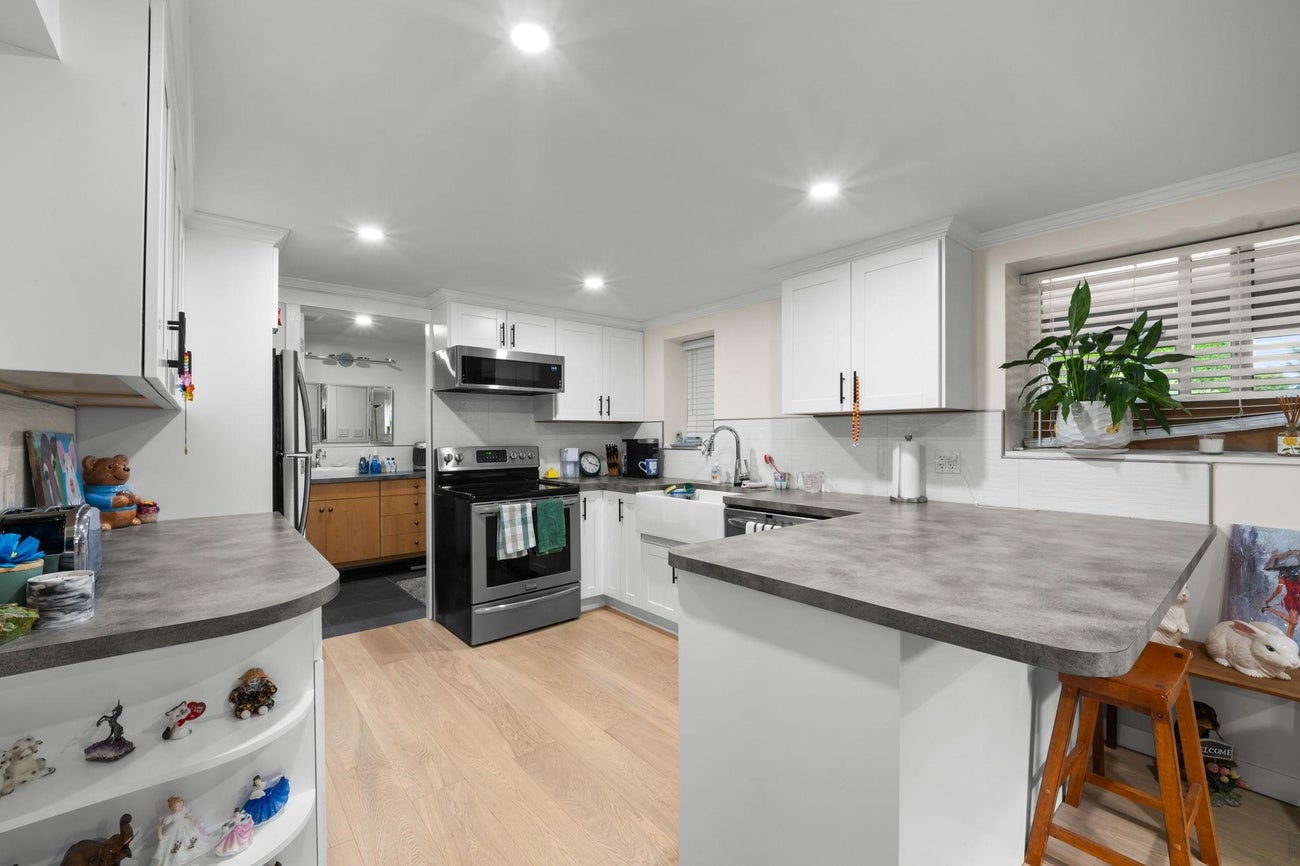 1660 Charland Avenue - Central Coquitlam Single Family Residence for Sale, 4 Bedrooms (R3143311)# - 31