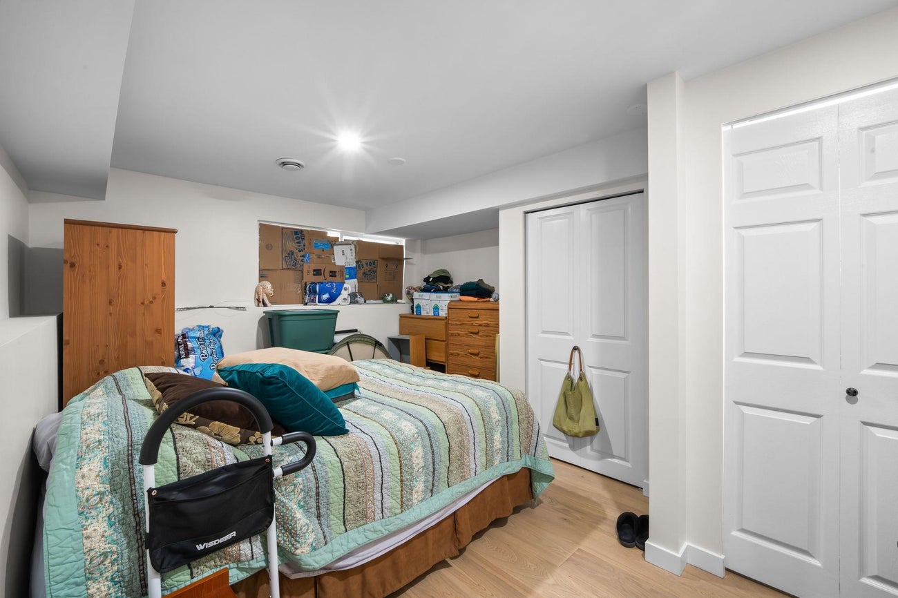 1660 Charland Avenue - Central Coquitlam Single Family Residence for Sale, 4 Bedrooms (R3143311)# - 32