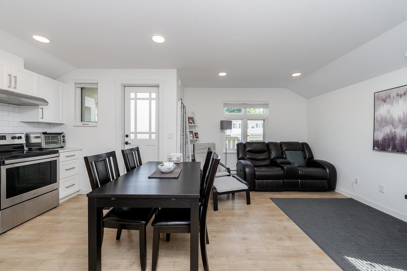 903 Walls Avenue - Maillardville Single Family Residence for Sale, 6 Bedrooms (R3143492)# - 22