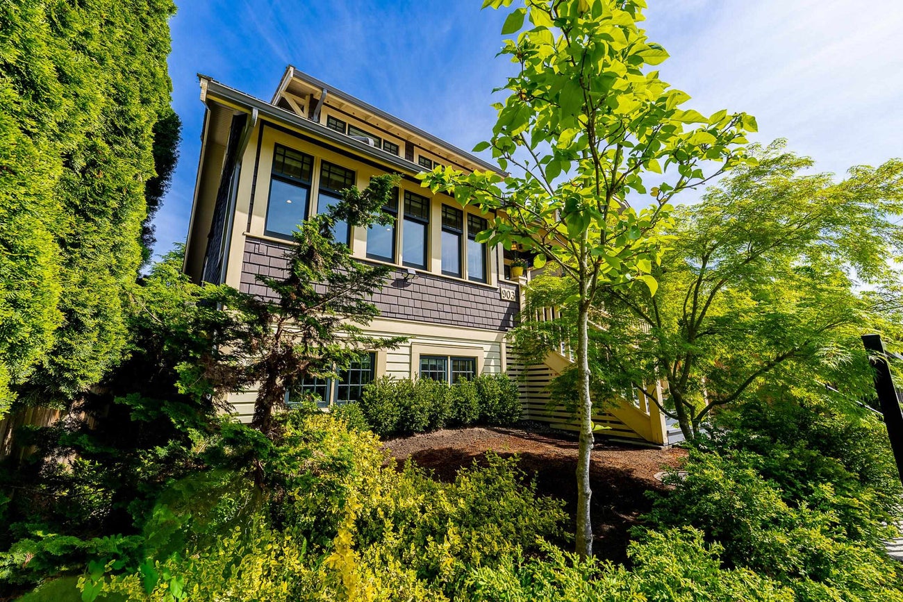 903 Walls Avenue - Maillardville Single Family Residence for Sale, 6 Bedrooms (R3143492)# - 34
