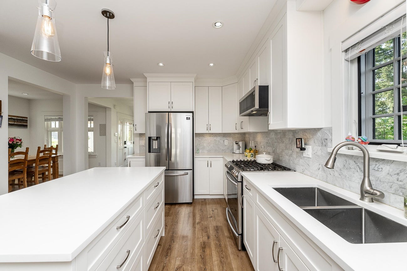 903 Walls Avenue - Maillardville Single Family Residence for Sale, 6 Bedrooms (R3143492)# - 8