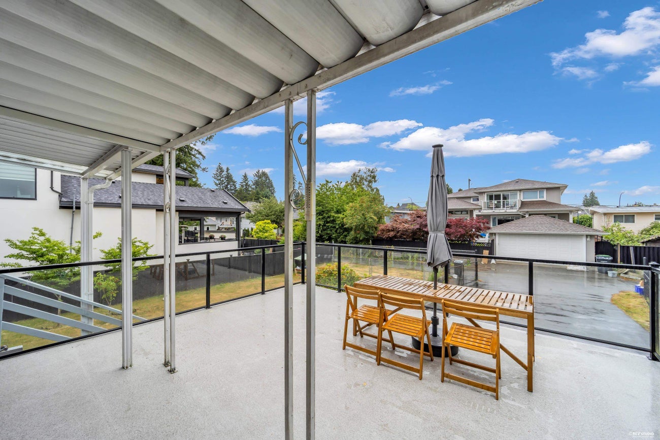 295 Leroy Street - Central Coquitlam Single Family Residence for Sale, 5 Bedrooms (R3143610)# - 12