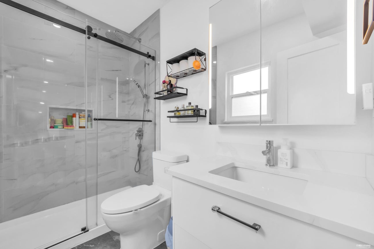295 Leroy Street - Central Coquitlam Single Family Residence for Sale, 5 Bedrooms (R3143610)# - 18