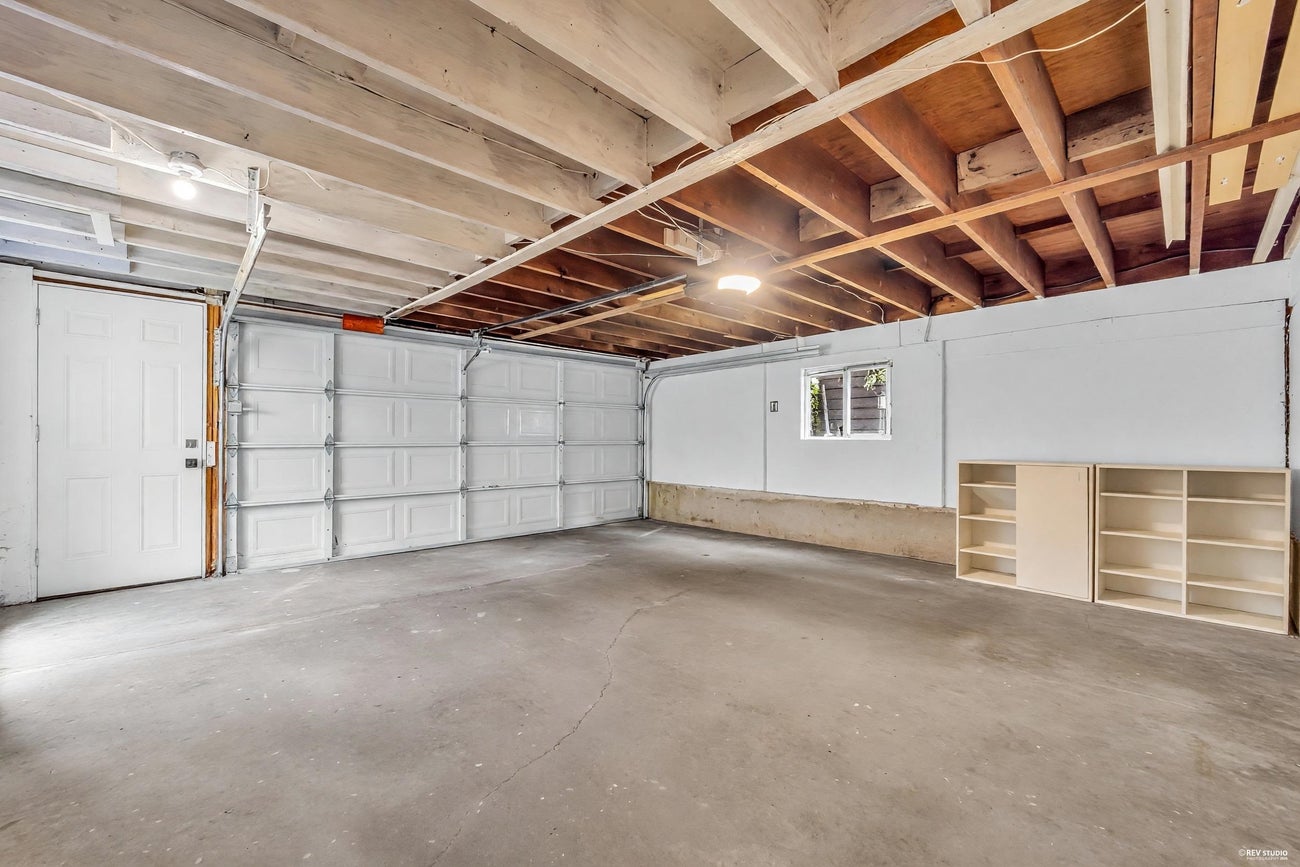 295 Leroy Street - Central Coquitlam Single Family Residence for Sale, 5 Bedrooms (R3143610)# - 29