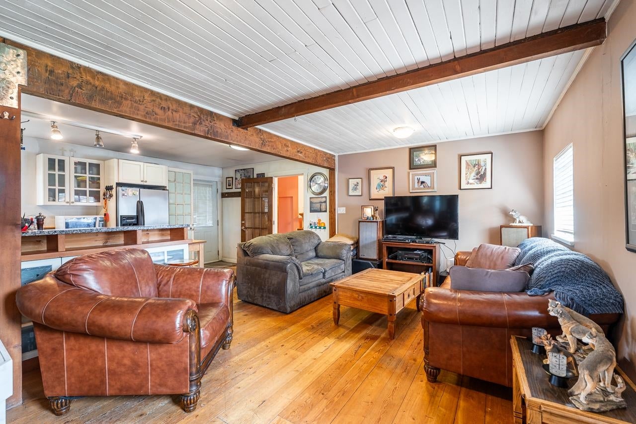 1052 Como Lake Avenue - Central Coquitlam Single Family Residence for Sale, 3 Bedrooms (R3143751)# - 13