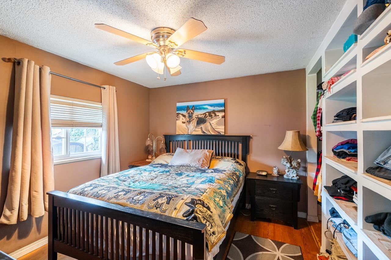 1052 Como Lake Avenue - Central Coquitlam Single Family Residence for Sale, 3 Bedrooms (R3143751)# - 14